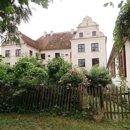 公寓 Schloss Schmarsow